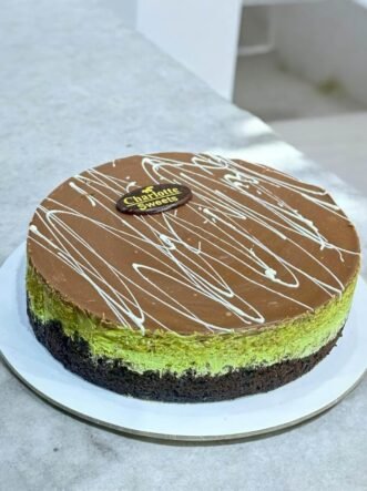 Dubai Kunafa Cake