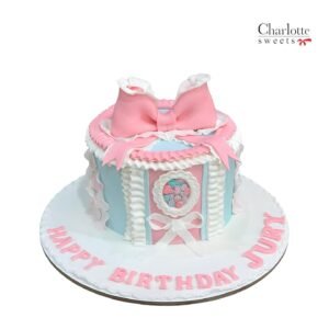 Feminine Cake