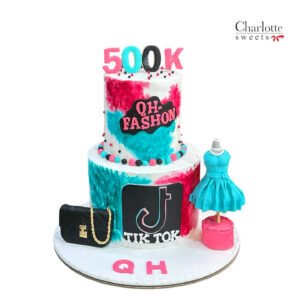 TikTok Cake Design