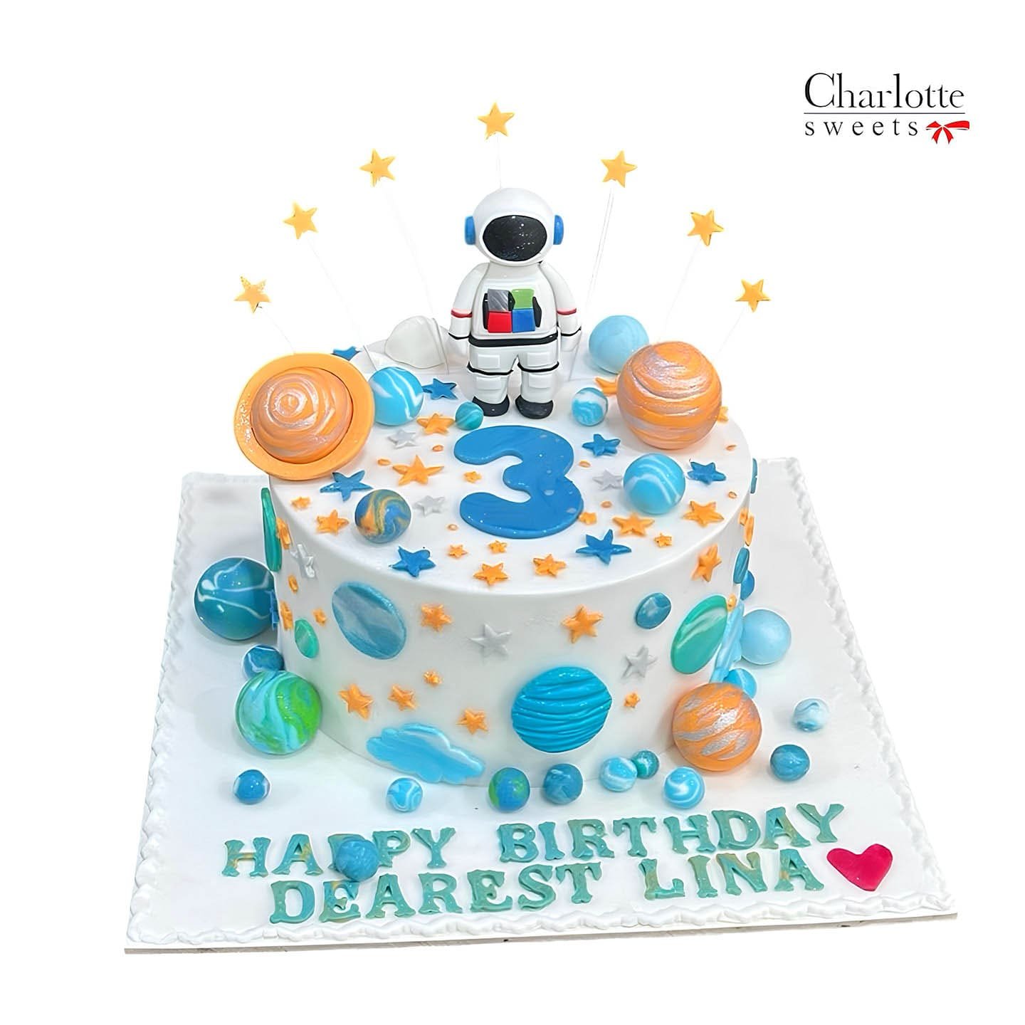 Cake Astronaut