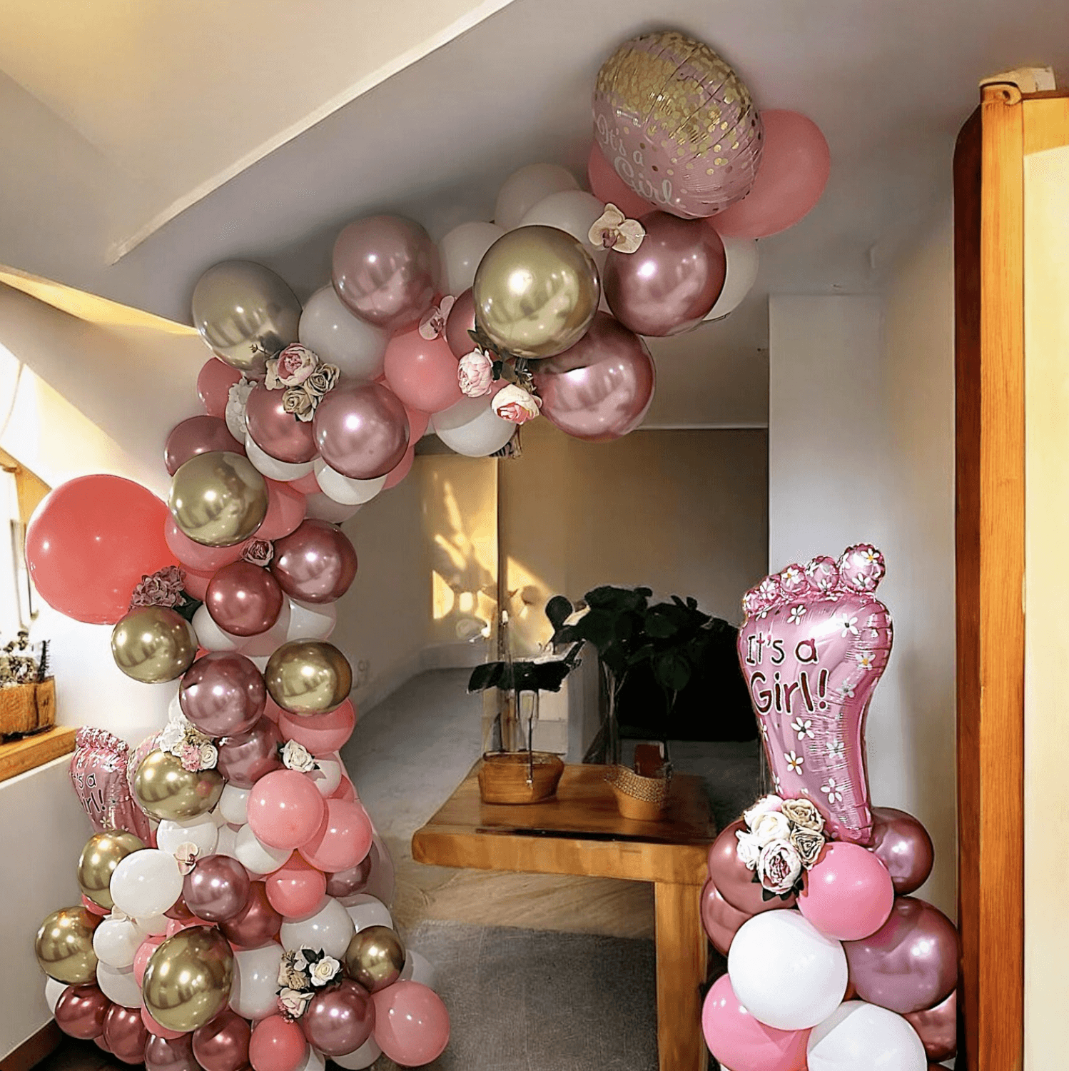 Its a Girl Balloon Arch