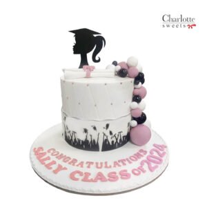 graduation cake for women