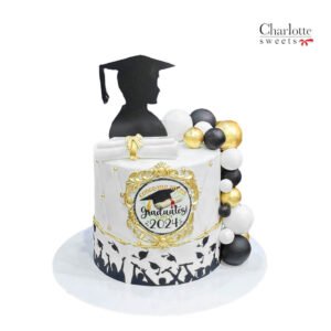 graduation cap cake